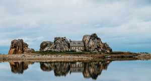 La Maison du Gouffre – дом между скалами